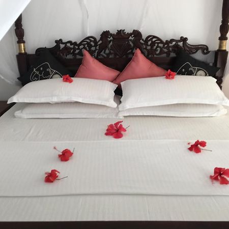 Hotel Sea Breeze Bentota Exterior foto