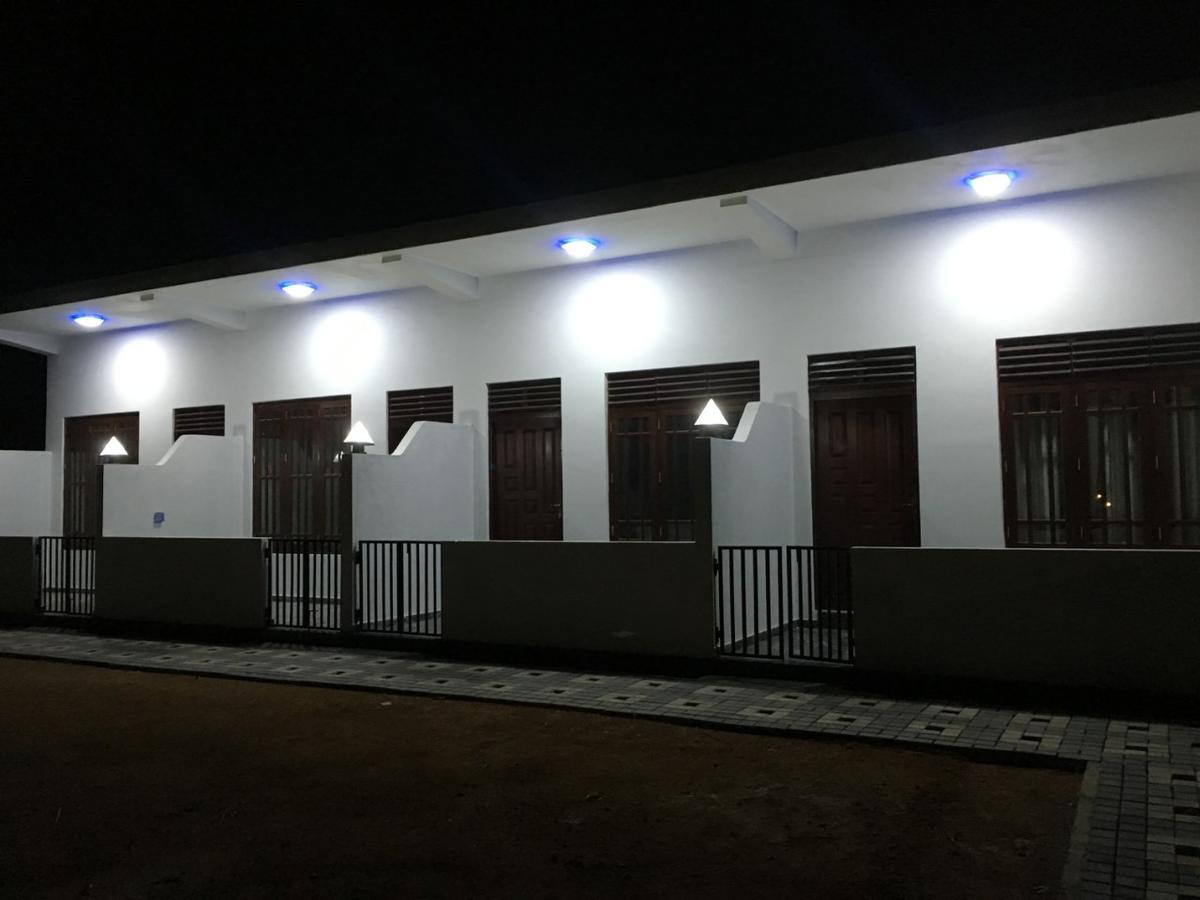 Hotel Sea Breeze Bentota Exterior foto