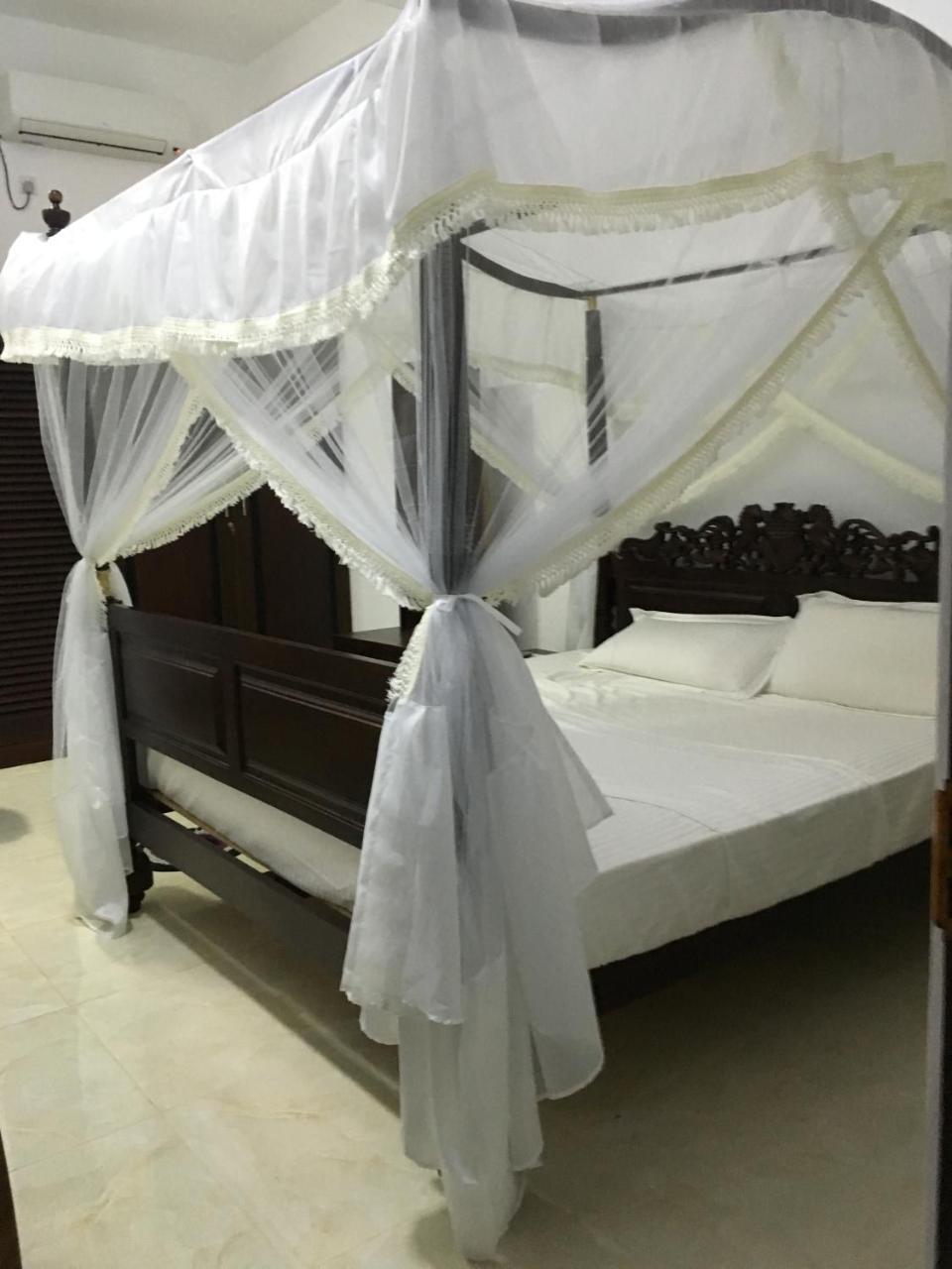 Hotel Sea Breeze Bentota Exterior foto
